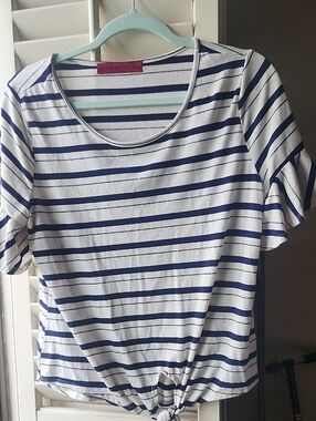 Scarlett White & Navy Striped Tie-Hem Short Sleeve Tee